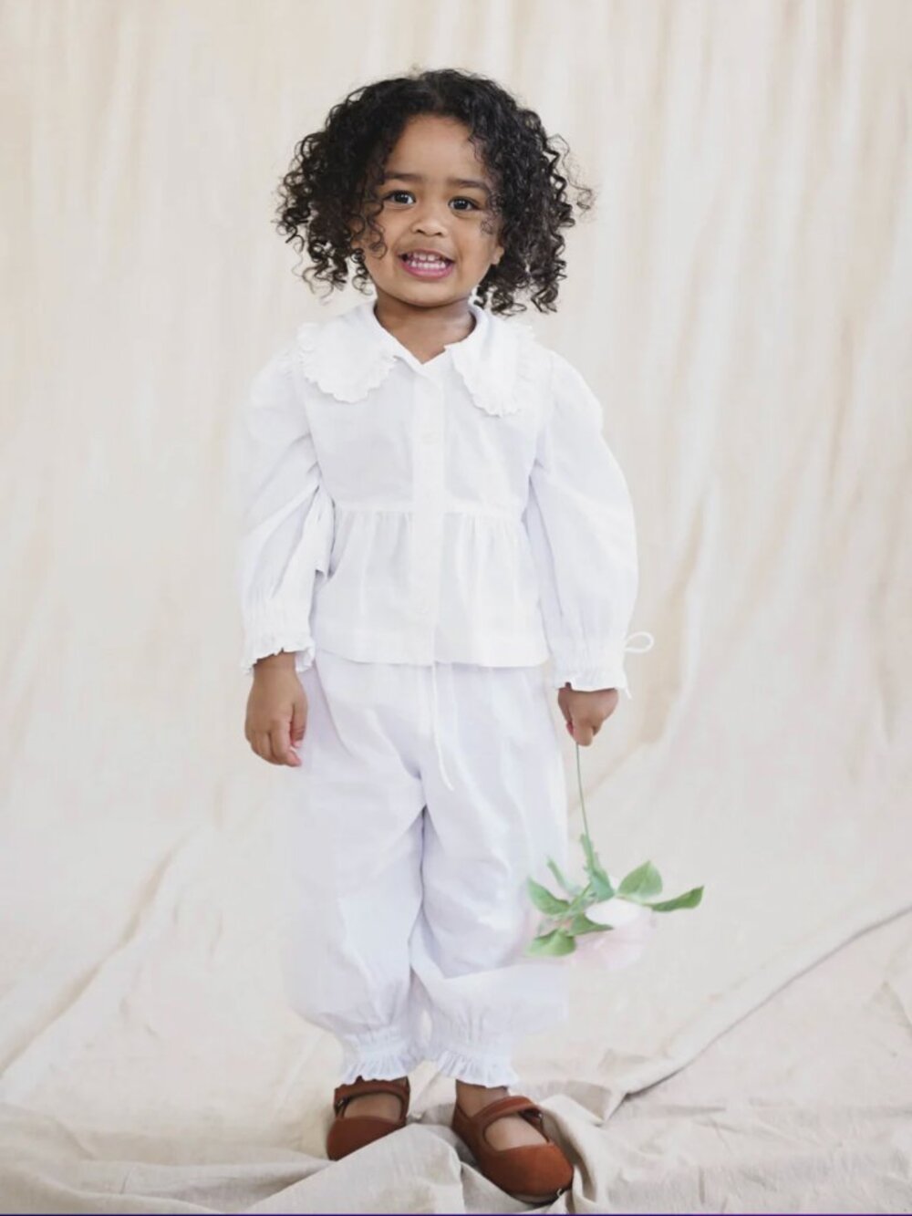 PORTRAIT OF A MOON Jeanie Set in Ivory